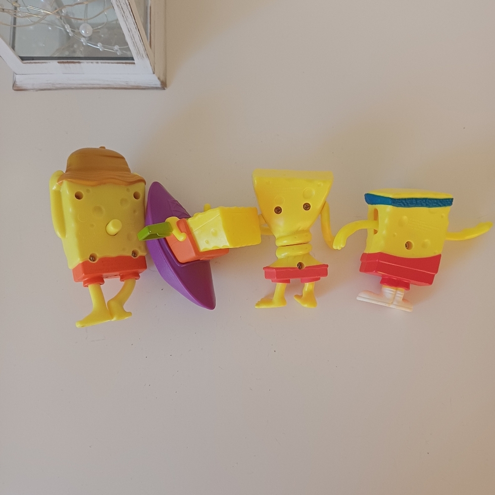 Lot of 4 Spongebob Squarepants Toy Figures - Picture 2 of 3